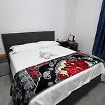 Casa Manzoni * ノヴァーラ