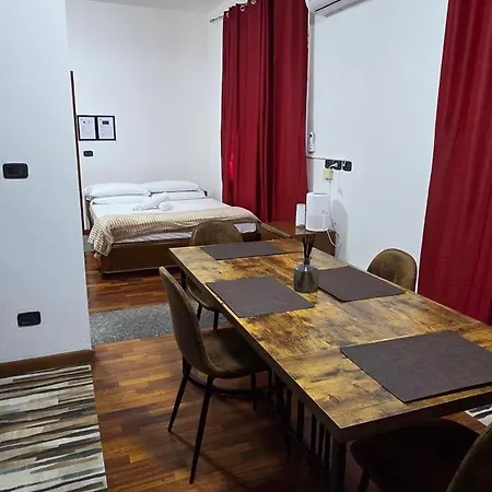 Casa Manzoni Апартаменты *