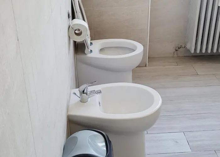 アパート Casa Manzoni ノヴァーラ