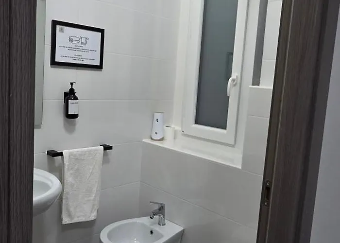 Casa Manzoni アパート ノヴァーラ